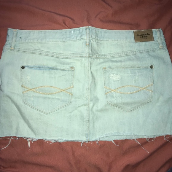 Abercrombie and Fitch Jean Skirt - Picture 4 of 5